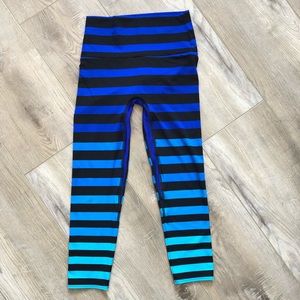 K-deer stripped leggings Capri  size M